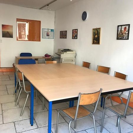 Espace Grenouillit Aubenas Apartment ภายนอก รูปภาพ